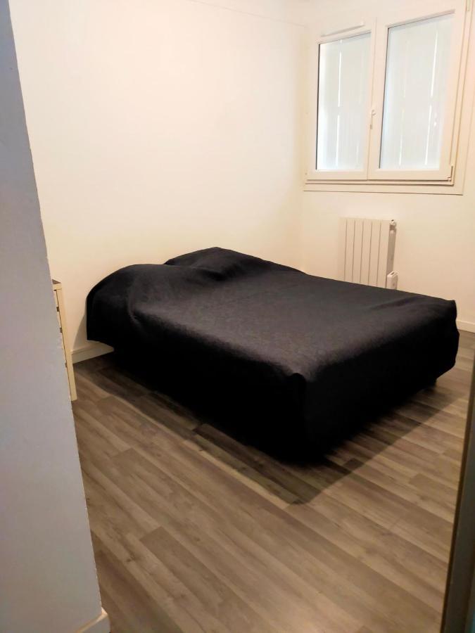 Appartement En Duplex Au 3Ieme Etage Sans Ascenseur อิแยร์ ภายนอก รูปภาพ